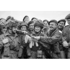 Fairbairn Sykes B-2 Dagger