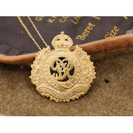 Béret Canadian 1944 & Cap Badge Royal Canadian Engineers