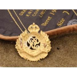 Béret Canadian 1944 & Cap Badge Royal Canadian Engineers