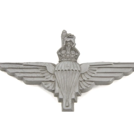 Cap badge "Economic" Parachute Regiment British Airborne