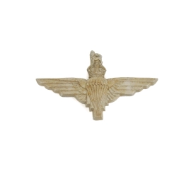 Cap badge "Economic" Parachute Regiment British Airborne