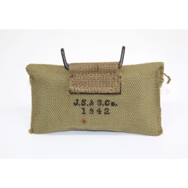 First aid pouch US Army 1942