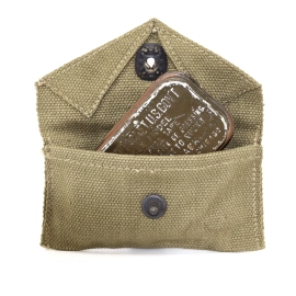 First aid pouch US Army 1942