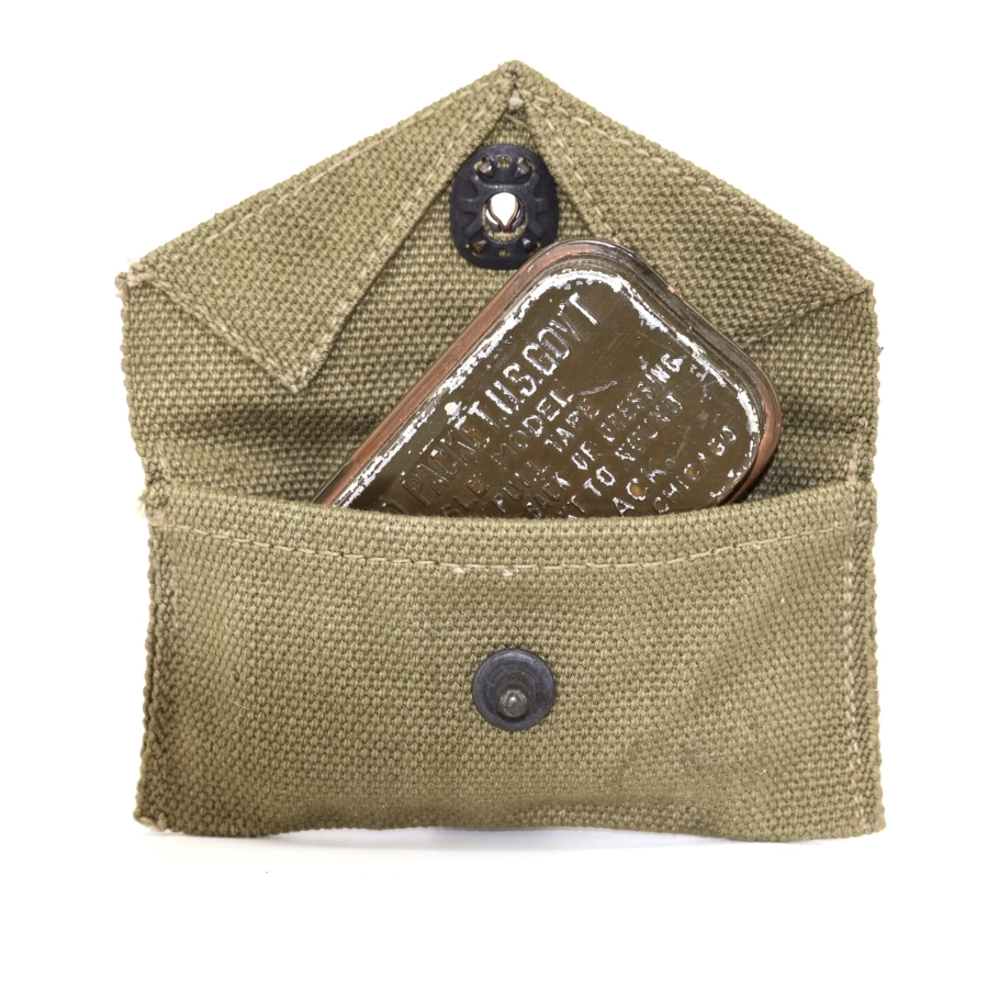First aid pouch US Army 1942