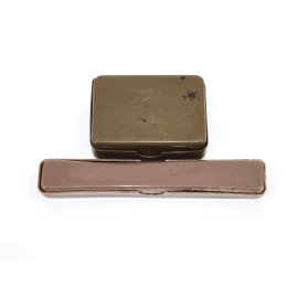Boites à savon & brosse à dents US Army