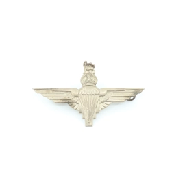 Cap badge Parachute Regiment British Airborne